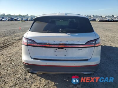 Zdjęcie 6 z 12 samochodu: 2019 LINCOLN NAUTILUS SELECT VIN:2LMPJ6K93KBL24815 - miniatura