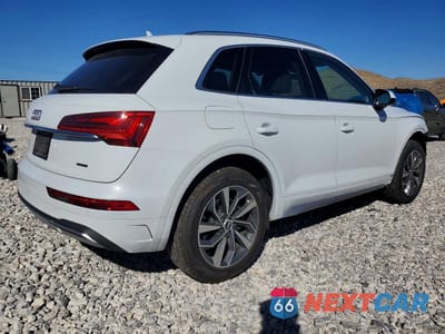 Trzecie zdjęcie samochodu z tyłu: 2021 AUDI Q5 PREMIUM VIN:WA1AAAFY3M2026908 - miniatura