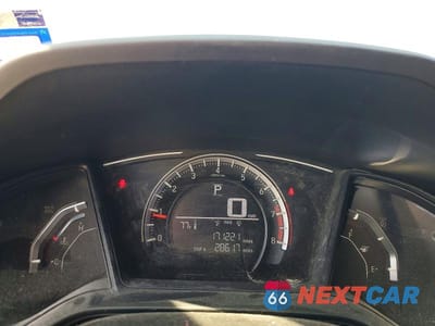 Zdjęcie 9 z 11 samochodu: 2018 HONDA CIVIC LX VIN:19XFC2F51JE010612 - miniatura