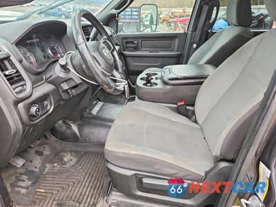 Zdjęcie 7 z 13 samochodu: 2022 RAM 3500 VIN:3C7WRSCL4NG339321 - miniatura