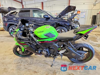 Trzecie zdjęcie samochodu z tyłu: 2021 KAWASAKI ZX636 K VIN:JKBZXJG19MA016050 - miniatura