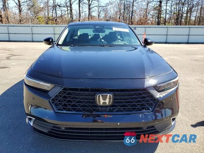 Piąte zdjęcie samochodu w środku: 2025 HONDA ACCORD TOURING HYBRID VIN:1HGCY2F84SA016408 - miniatura