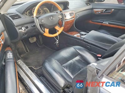 Zdjęcie 7 z 11 samochodu: 2008 MERCEDES-BENZ CL 550 VIN:WDDEJ71X28A017692 - miniatura