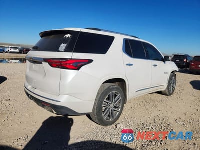 Trzecie zdjęcie samochodu z tyłu: 2022 CHEVROLET TRAVERSE HIGH COUNTRY VIN:1GNEVNKW2NJ180984 - miniatura