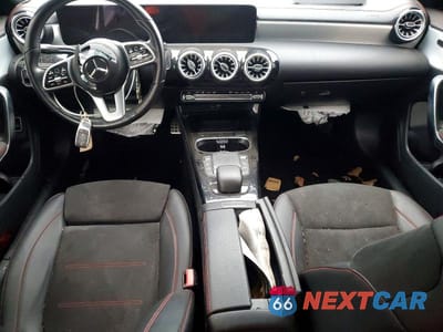 Zdjęcie 8 z 12 samochodu: 2022 MERCEDES-BENZ CLA 250 4MATIC VIN:W1K5J4HB7NN316060 - miniatura