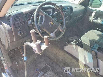 Zdjęcie 8 z 11 samochodu: 2007 CHEVROLET SILVERADO K2500 HEAVY DUTY VIN:1GCHK29KX7E580755 - miniatura