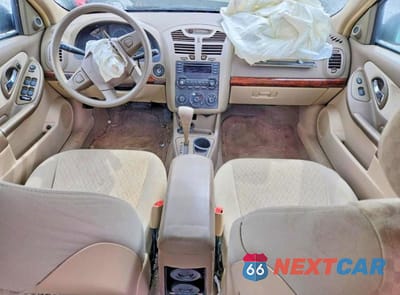 Zdjęcie 8 z 11 samochodu: 2004 CHEV MALIBU VIN:1G1ZS52F74F133964 - miniatura