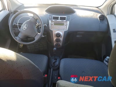 Zdjęcie 8 z 12 samochodu: 2011 TOYOTA YARIS BASE VIN:JTDKT4K35B5340829 - miniatura
