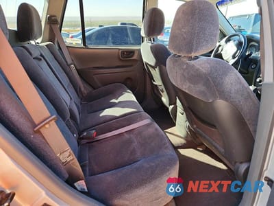 Zdjęcie 10 z 12 samochodu: 2002 HYUNDAI SANTA FE GLS VIN:KM8SC73D72U243965 - miniatura