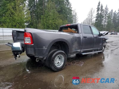 Trzecie zdjęcie samochodu z tyłu: 2024 RAM 3500 BIG HORN VIN:3C63RRHLXRG273372 - miniatura