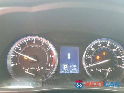 Zdjęcie 9 z 13 samochodu: 2015 TOYOTA HIGHLANDER VIN:5TDBKRFH9FS086029 - miniatura