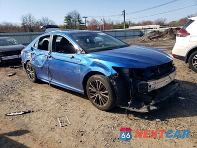 Czwarte zdjęcie samochodu z boku: 2020 TOYOTA CAMRY SE VIN:4T1G11AK9LU326907 - miniatura