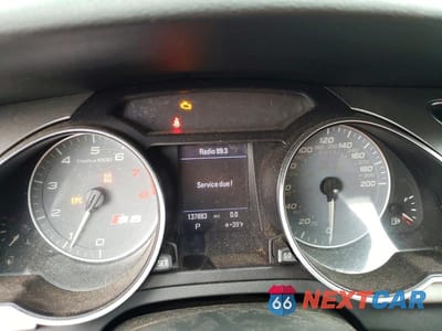 Zdjęcie 9 z 11 samochodu: 2009 AUDI S5 QUATTRO VIN:WAURV78T39A054350 - miniatura