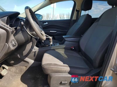 Zdjęcie 7 z 12 samochodu: 2017 FORD ESCAPE SE VIN:1FMCU0GD7HUB66056 - miniatura