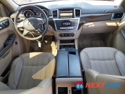 Zdjęcie 8 z 12 samochodu: 2014 MERCEDES-BENZ GL 450 4MATIC VIN:4JGDF7CE0EA303132 - miniatura