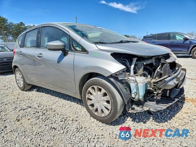 Czwarte zdjęcie samochodu z boku: 2015 NISSAN VERSA NOTE SV VIN:3N1CE2CP1FL401834 - miniatura