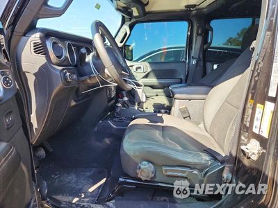 Zdjęcie 7 z 12 samochodu: 2018 JEEP WRANGLER UNLIMITED SAHARA VIN:1C4HJXEGXJW200462 - miniatura