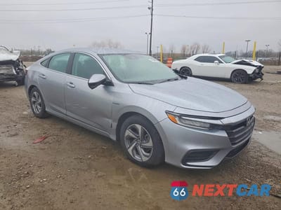 Czwarte zdjęcie samochodu z boku: 2020 HONDA INSIGHT EX VIN:19XZE4F56LE002074 - miniatura