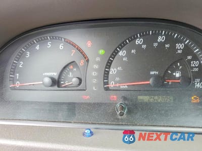 Zdjęcie 9 z 11 samochodu: 2002 TOYOTA CAMRY XLE VIN:JTDBE30K520063837 - miniatura