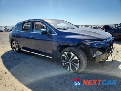 Czwarte zdjęcie samochodu z boku: 2023 MERCEDES-BENZ EQS SUV 450+ VIN:4JGDM2DB1PA007004 - miniatura