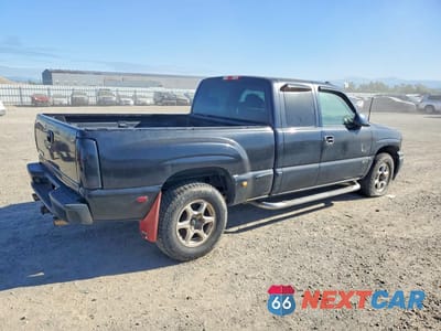 Trzecie zdjęcie samochodu z tyłu: 2002 GMC SIERRA K1500 DENALI VIN:2GTFK69U021348319 - miniatura