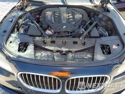 Zdjęcie 11 z 12 samochodu: 2014 BMW 750 LI VIN:WBAYE8C55ED135448 - miniatura