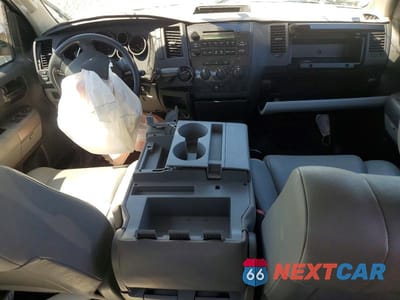 Zdjęcie 8 z 11 samochodu: 2012 TOYOTA TUNDRA GRADE VIN:5TFRM5F10CX046982 - miniatura