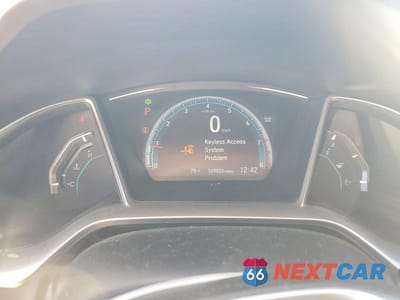 Zdjęcie 9 z 12 samochodu: 2018 HONDA CIVIC EX VIN:2HGFC2F79JH514753 - miniatura