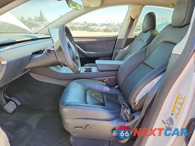 Zdjęcie 7 z 13 samochodu: 2023 TESLA MODEL Y VIN:7SAYGDEE9PF873819 - miniatura