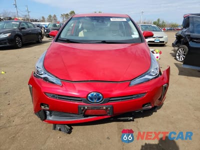 Piąte zdjęcie samochodu w środku: 2020 TOYOTA PRIUS XLE AWD-E VIN:JTDL9RFU2L3020397 - miniatura