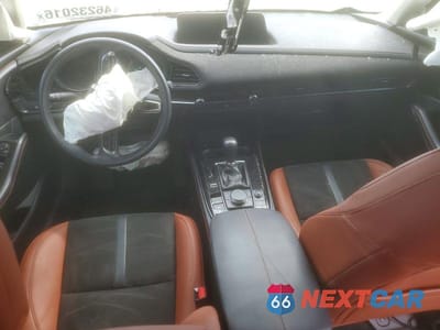 Zdjęcie 8 z 12 samochodu: 2024 MAZDA CX-30 CARBON TURBO VIN:3MVDMBXYXRM629738 - miniatura