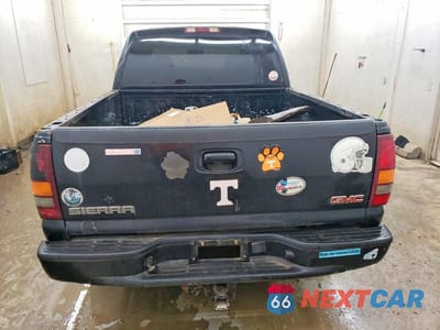 Zdjęcie 6 z 12 samochodu: 2005 GMC SIERRA K1500 DENALI VIN:2GTEK63N351112989 - miniatura