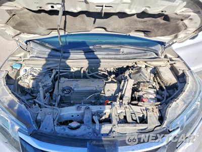 Zdjęcie 12 z 13 samochodu: 2016 HONDA CR-V LX VIN:2HKRM4H33GH676540 - miniatura