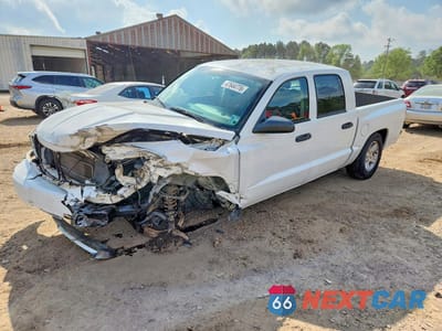 2010 DODGE DAKOTA SXT 1D7CE3GK0AS217311 - główne zdjęcie licytacji z USA - miniatura