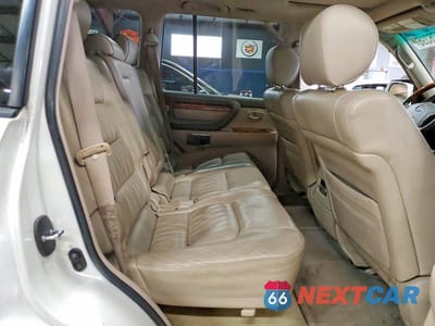 Zdjęcie 11 z 13 samochodu: 2004 LEXUS LX 470 BASE VIN:JTJHT00W343543665 - miniatura