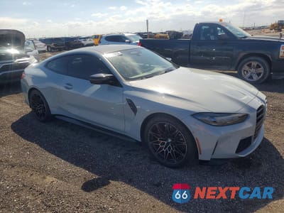 Czwarte zdjęcie samochodu z boku: 2024 BMW M4 COMPETITION VIN:WBS43AZ0XRCN64793 - miniatura