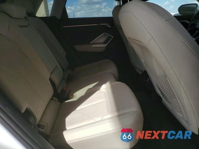 Zdjęcie 11 z 12 samochodu: 2020 AUDI Q3 PREMIUM VIN:WA1AECF35L1101861 - miniatura