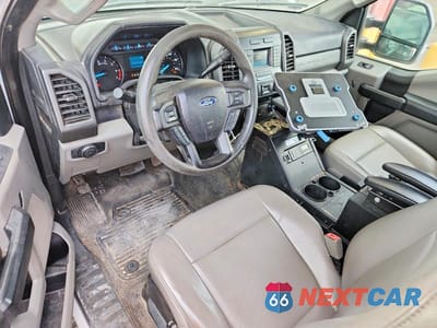 Zdjęcie 8 z 11 samochodu: 2019 FORD F250 SUPER DUTY UTILITY / SERVICE TRUCK VIN:1FD7X2A69KEE68433 - miniatura
