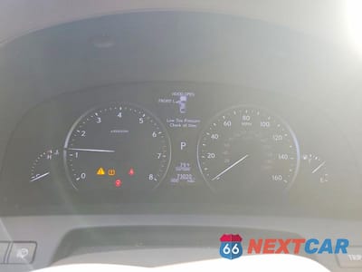 Zdjęcie 9 z 11 samochodu: 2014 LEXUS LS 460 BASE VIN:JTHBL5EF8E5125301 - miniatura