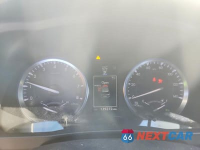 Zdjęcie 9 z 12 samochodu: 2015 TOYOTA HIGHLANDER LIMITED PLATINUM VIN:5TDYKRFH9FS057818 - miniatura