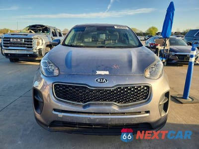Piąte zdjęcie samochodu w środku: 2017 KIA SPORTAGE LX VIN:KNDPM3AC5H7205815 - miniatura