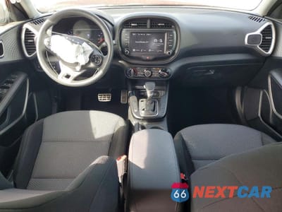 Zdjęcie 8 z 12 samochodu: 2022 KIA SOUL LX VIN:KNDJ23AU5N7810319 - miniatura