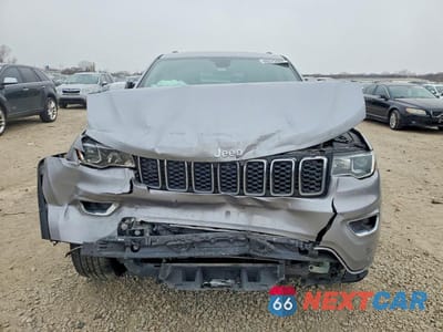 Piąte zdjęcie samochodu w środku: 2017 JEEP GRAND CHEROKEE LIMITED VIN:1C4RJEBG5HC930062 - miniatura