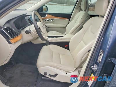 Zdjęcie 7 z 13 samochodu: 2021 VOLVO XC90 T6 MOMENTUM VIN:YV4A221K1M1680854 - miniatura