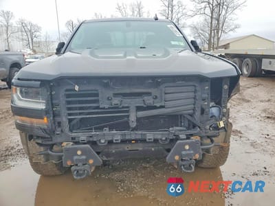 Piąte zdjęcie samochodu w środku: 2018 CHEVROLET SILVERADO K1500 CUSTOM VIN:3GCUKPEC7JG293416 - miniatura