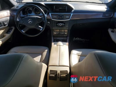 Zdjęcie 8 z 12 samochodu: 2011 MERCEDES-BENZ E 350 4MATIC VIN:WDDHF8HB3BA492600 - miniatura