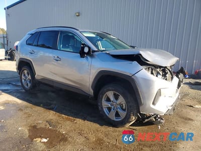 Czwarte zdjęcie samochodu z boku: 2024 TOYOTA RAV4 HYBRID LE VIN:4T3LWRFV4RU129631 - miniatura