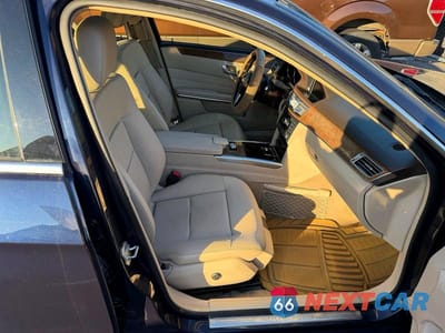 Piąte zdjęcie samochodu w środku: 2014 MERCEDES-BENZ E 350 4MATIC VIN:WDDHF8JB5EB018768 - miniatura