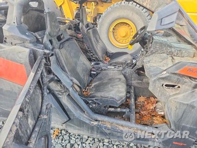 Piąte zdjęcie samochodu w środku: 2022 CAN-AM MAVERICK X3 UTILITY VEHICLE VIN:3JBVMAV40NE000903 - miniatura