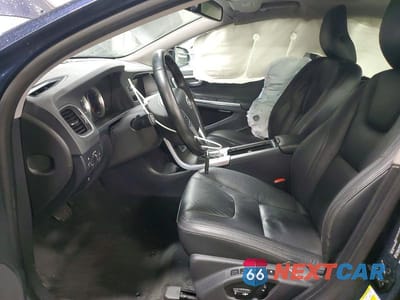 Zdjęcie 7 z 11 samochodu: 2013 VOLVO S60 T5 VIN:YV1612FH0D2202681 - miniatura